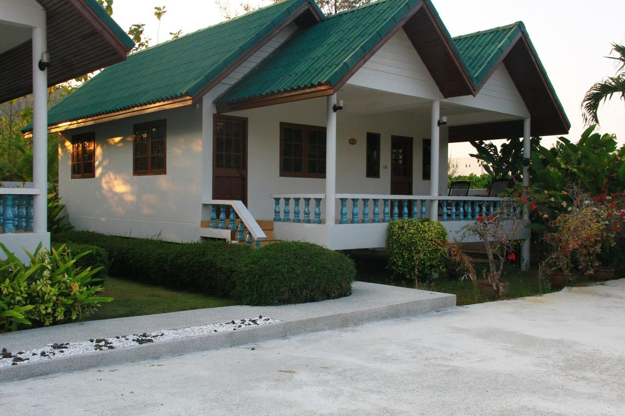 Surin House Βίλα Εξωτερικό φωτογραφία